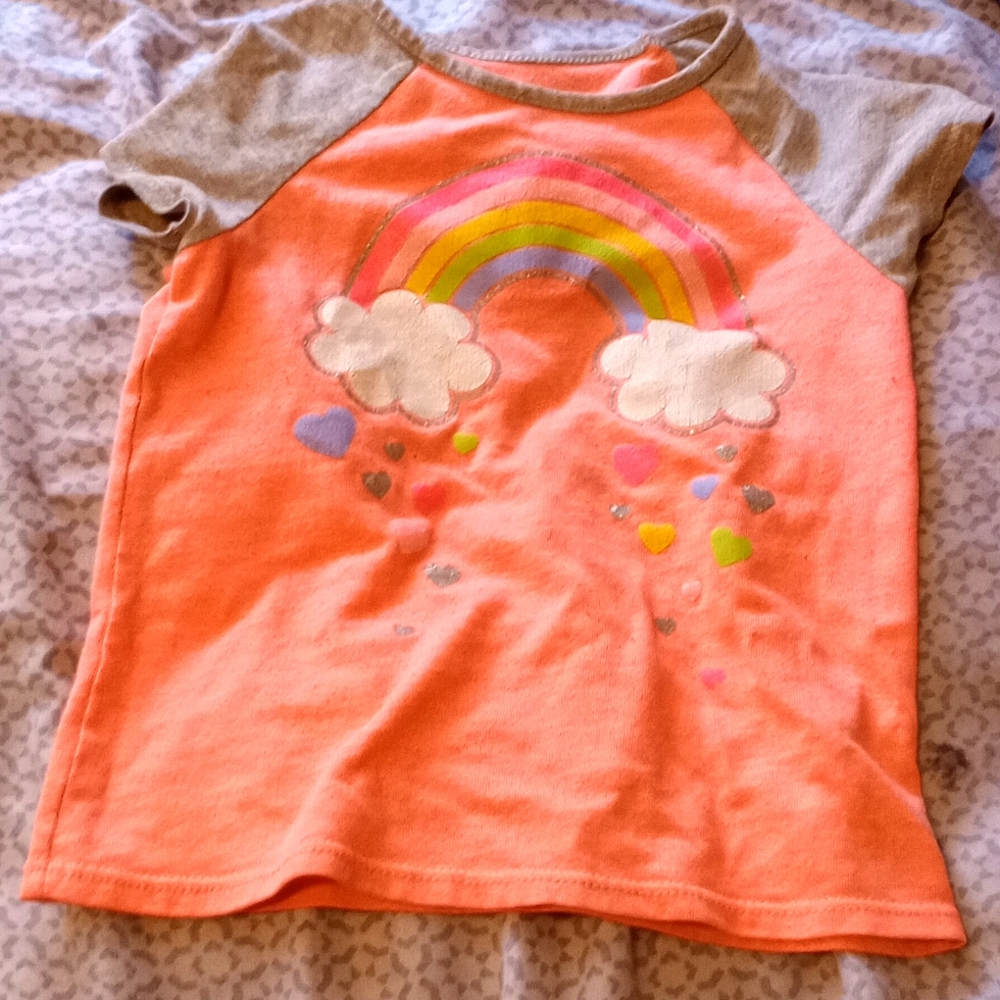 Una camisa nueva la quiere
